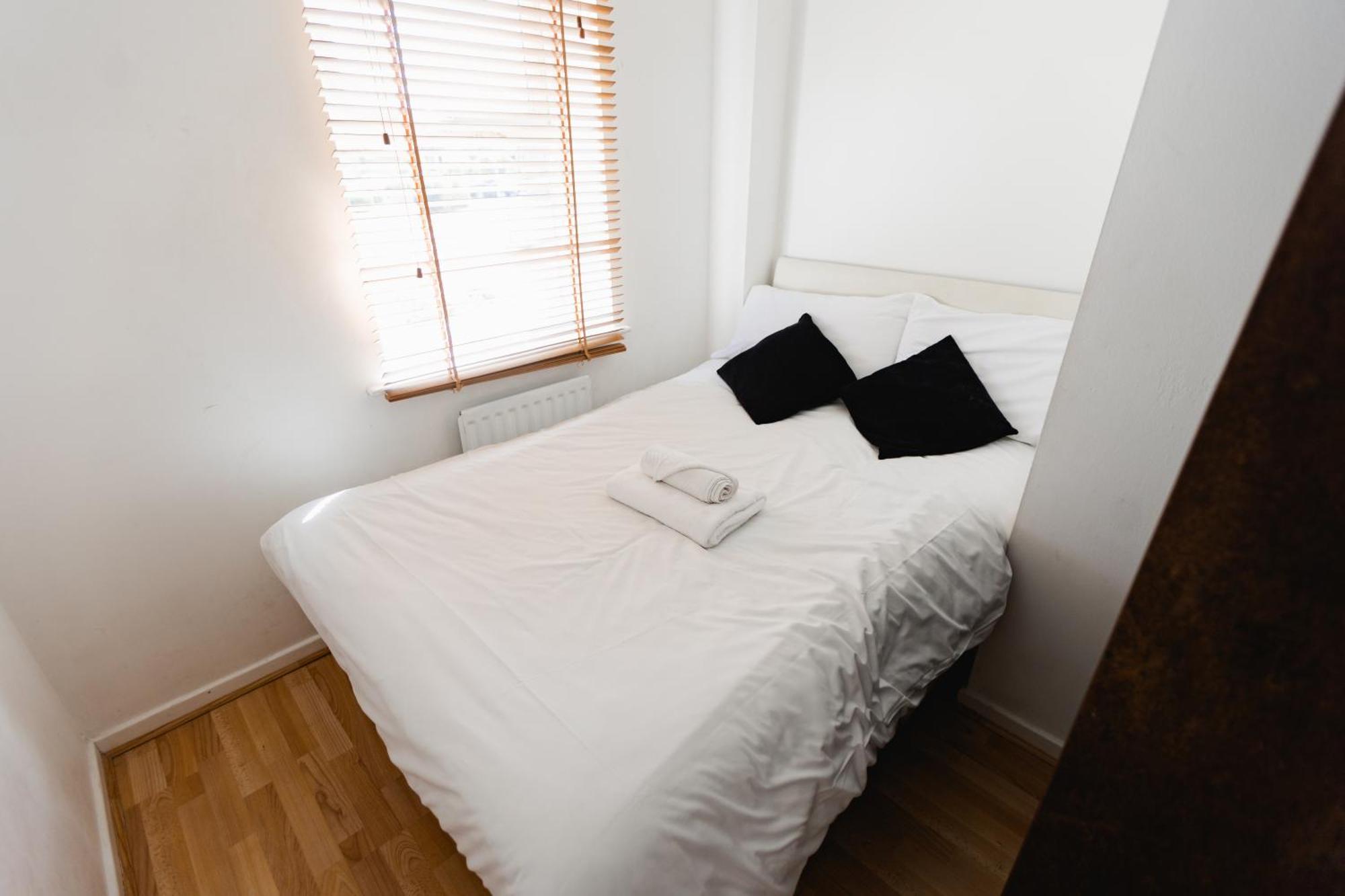 Hullidays Victora Dock- Refurbished 2024 Apartment Кингстън ъпон Хъл Екстериор снимка